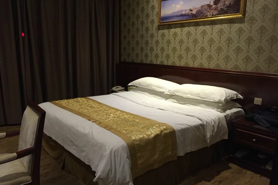 Vienna Hotel Shiqiao Metro Station Kuangcsou Kültér fotó